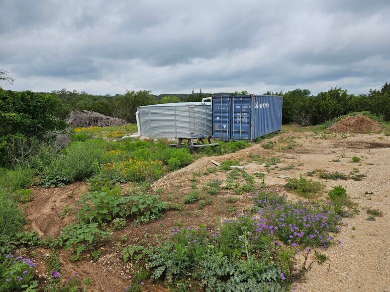 More Photos Of 25819 Ranch Rd, Leander Manufacturing For Sale