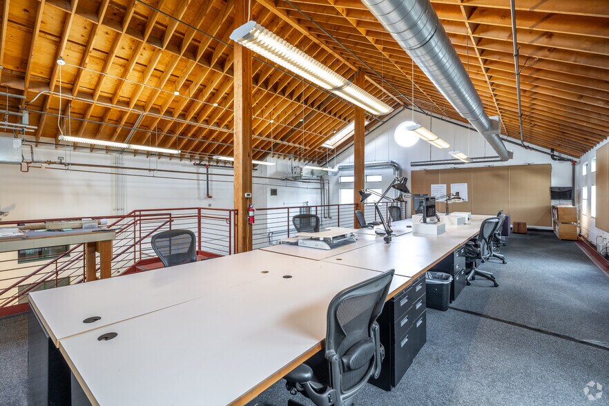 More Photos Of 550-590 2nd St, Oakland Office For Lease