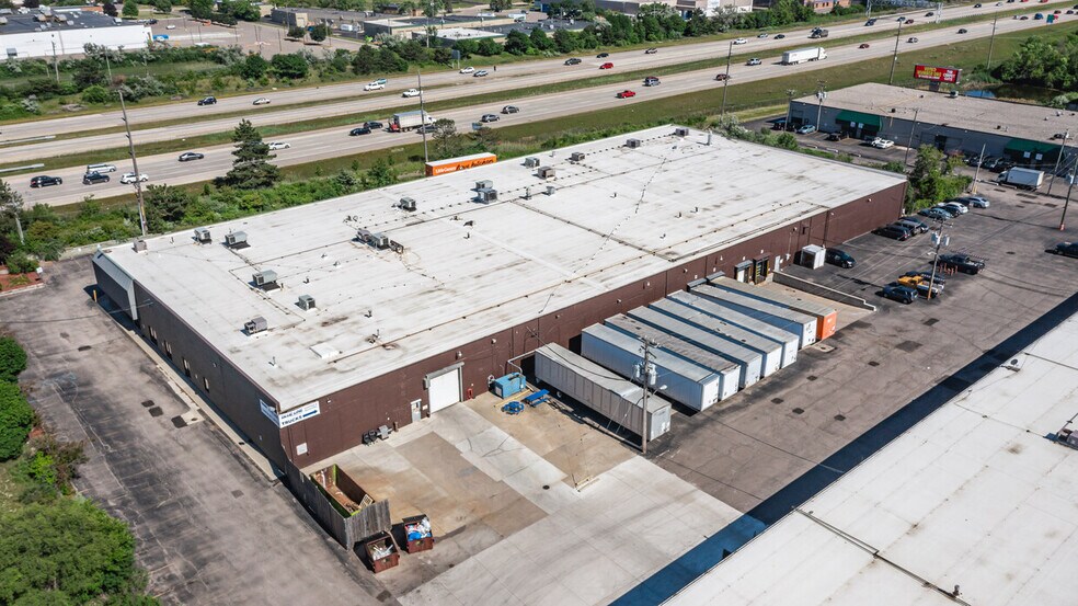 More Photos Of 24150-21466 Haggerty Rd, Farmington Hills Warehouse For Lease