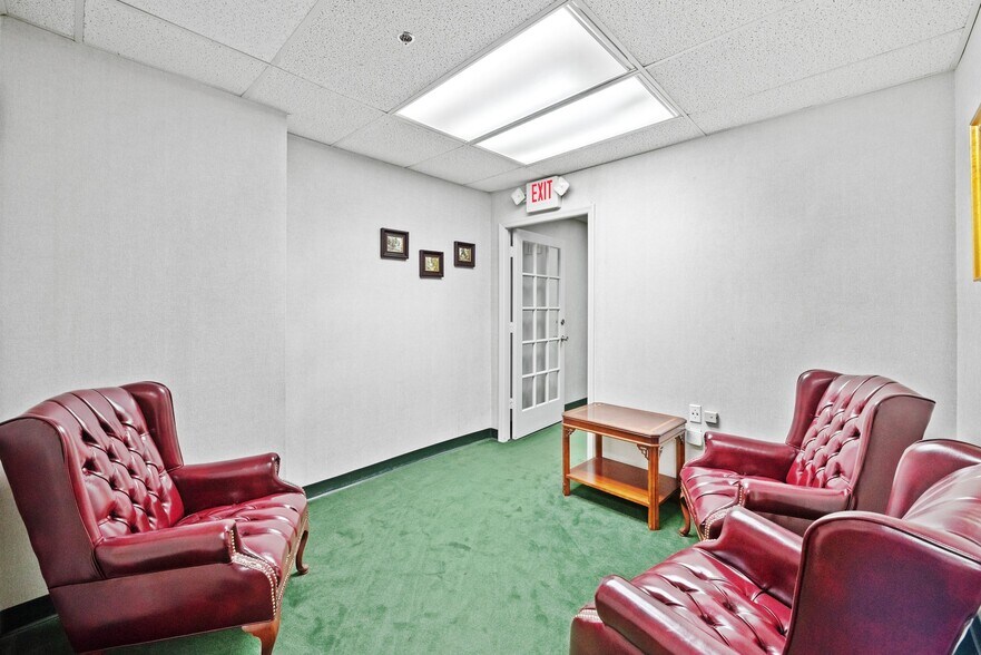 More Photos Of 1110 Brickell Ave, Miami Office Residential For Sale