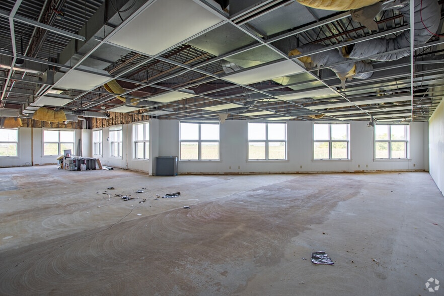 More Photos Of 5 Route 45, Mannington Medical For Sale