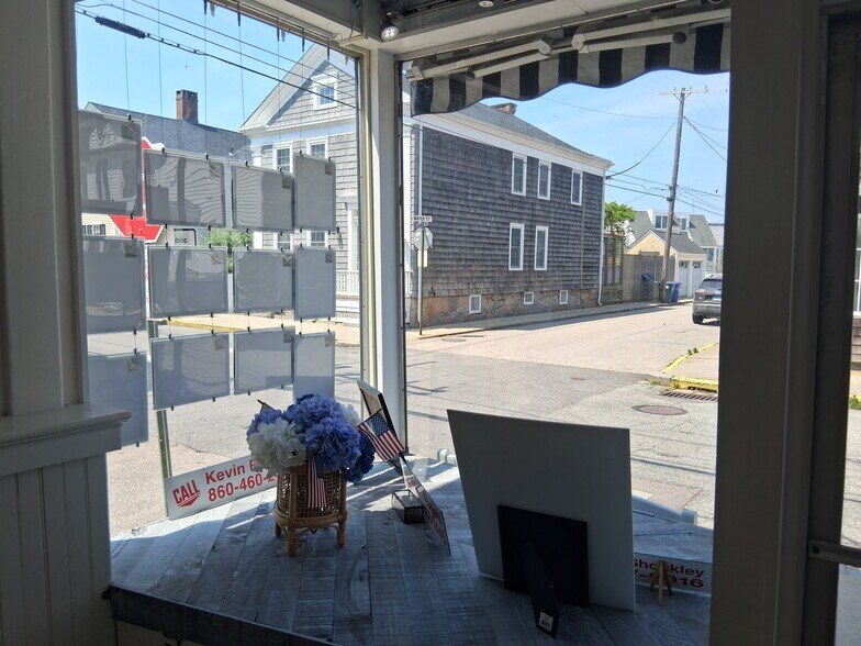 More Photos Of 117 Water St, Stonington Apartments For Sale