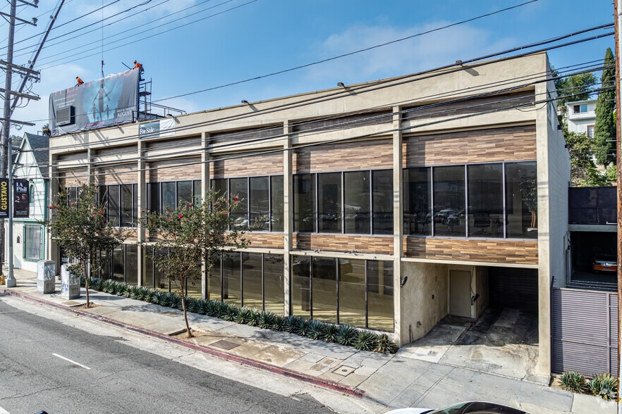 More Photos Of 3211 Cahuenga Blvd W, Los Angeles Loft Creative Space For Sale