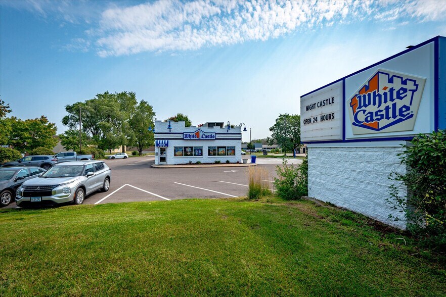 More Photos Of 9330 NE Baltimore St, Blaine Fast Food For Sale