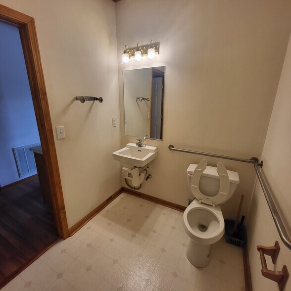 More Photos Of 3660 Canton Hwy, Marietta Office For Lease