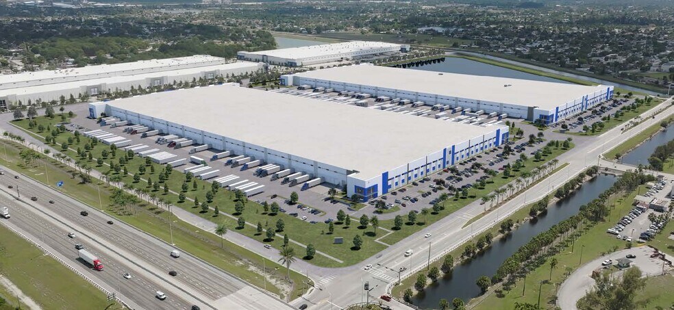 More Photos Of 21301 NW 43rd ave, Miami Gardens Distribution For Lease