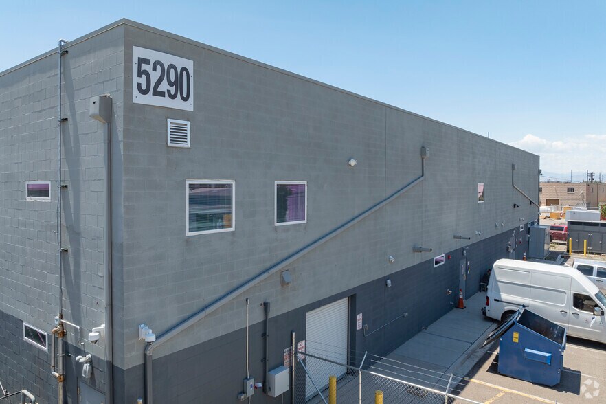 More Photos Of 5290 E 43rd Ave, Denver Warehouse For Sale