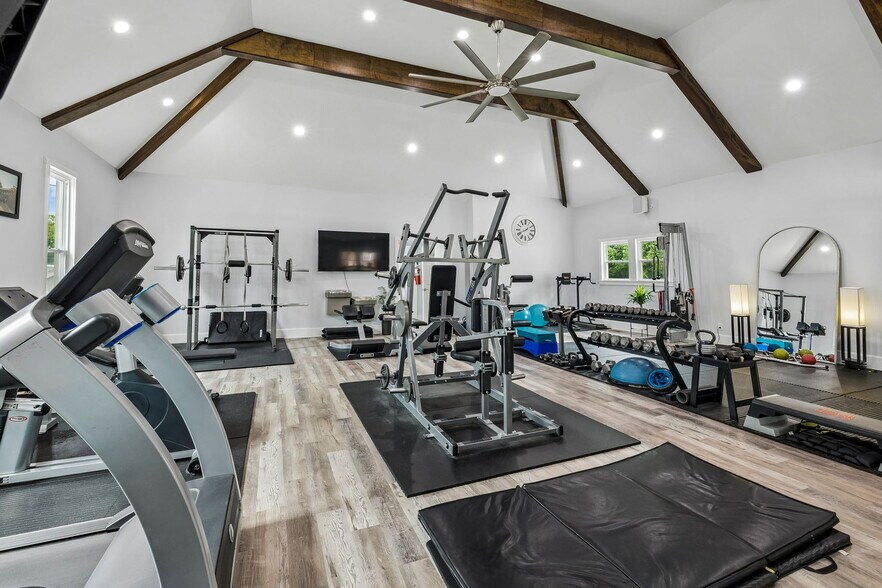 More Photos Of 2839 Logan St, Nashville Loft Creative Space For Sale
