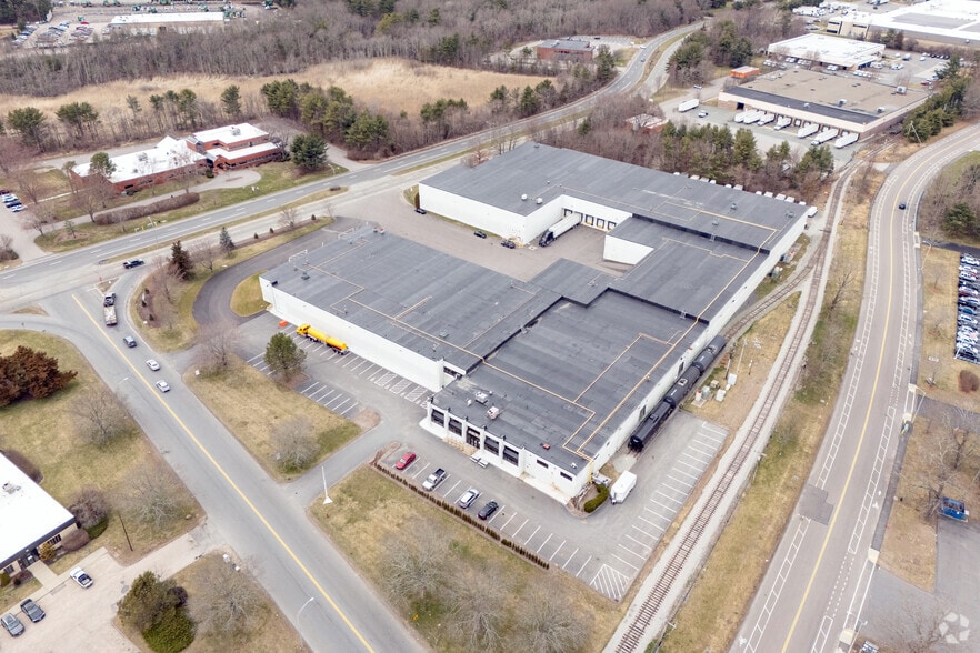 More Photos Of 50 John Hancock Rd, Taunton Manufacturing For Lease
