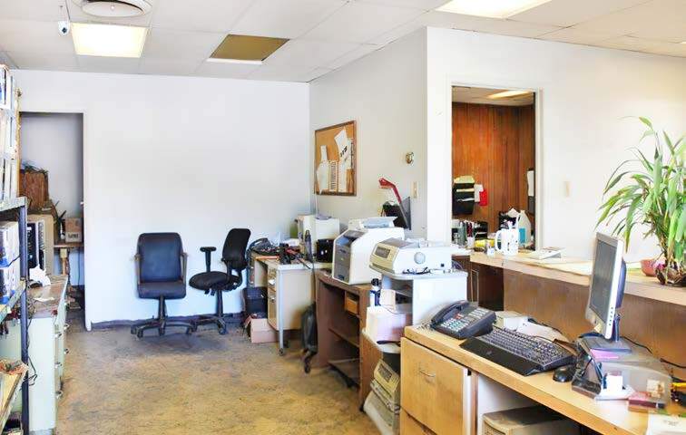 More Photos Of 1139 Airport Blvd, South San Francisco Service For Sale
