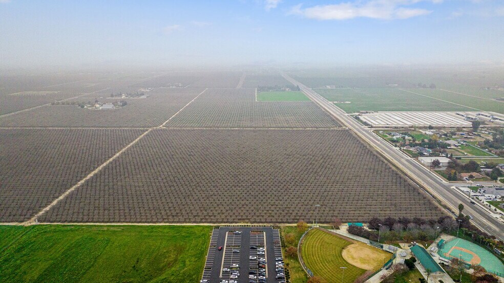 Primary Photo Of Caldwell Avenue, Visalia Land For Sale