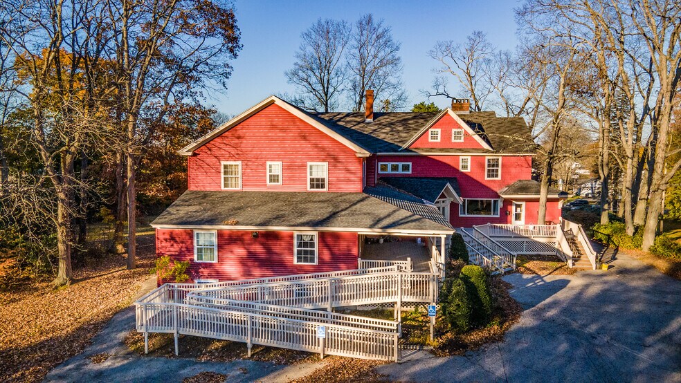 More Photos Of 257 South St, Biddeford Specialty For Sale