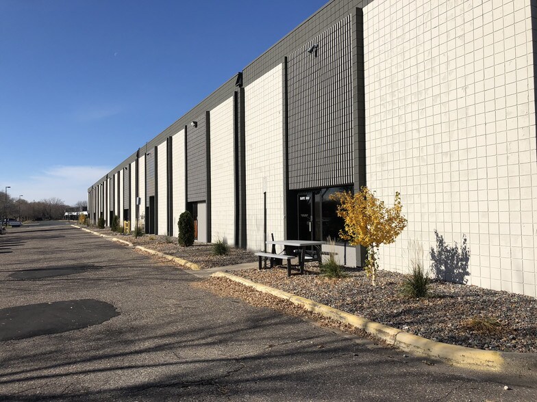 More Photos Of 6707 Shingle Creek Pky, Brooklyn Center Industrial For Sale
