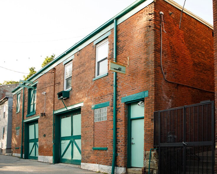 More Photos Of 411 Horace St, Cincinnati Light Manufacturing For Sale
