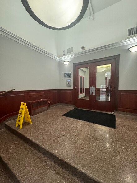 More Photos Of 633 S Plymouth Ct, Chicago Apartments For Sale