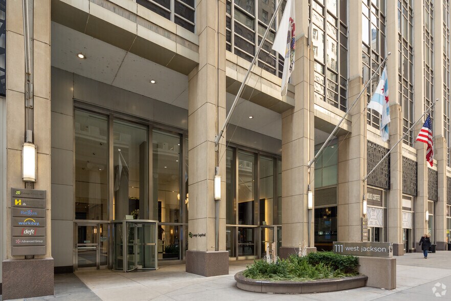 More Photos Of 111 W Jackson Blvd, Chicago Office For Lease