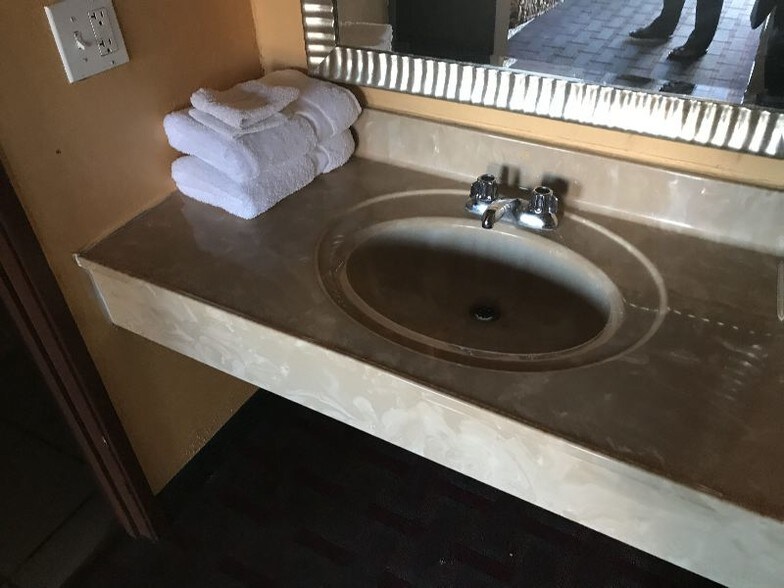 More Photos Of 3607 Hamilton Ave, Saint Louis Hotel For Sale