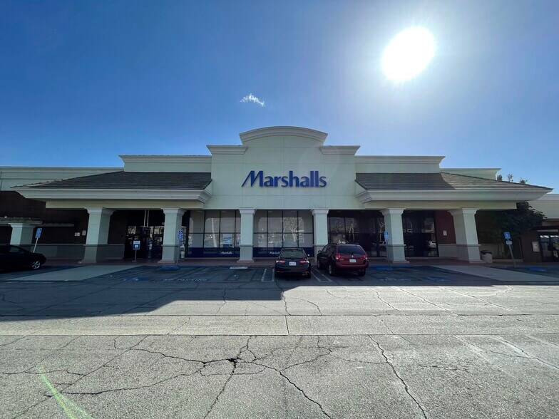 More Photos Of 80-160 W Foothill Blvd, Upland Unknown For Lease