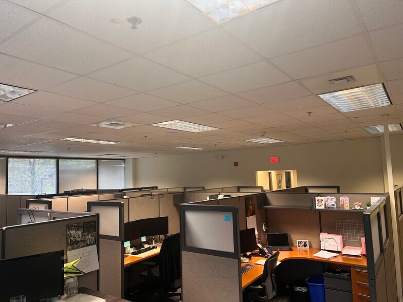 More Photos Of 100 Technology Dr, Trumbull Medical For Lease
