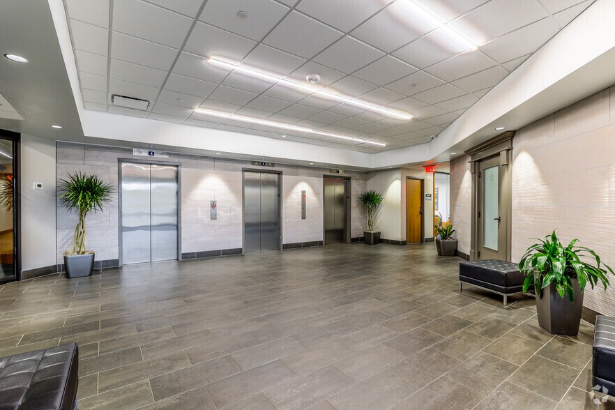 More Photos Of 5400 N Grand Blvd, Oklahoma City Office For Lease