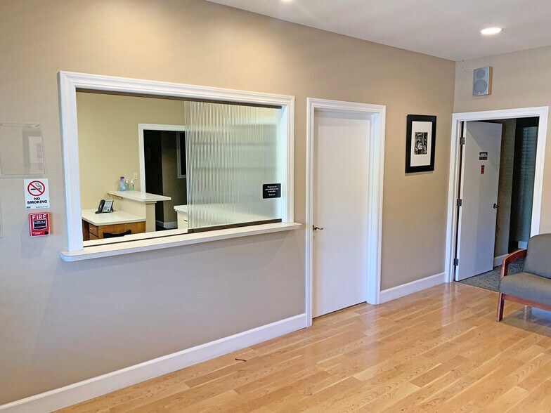 More Photos Of 1350 Medical Center Dr, Rohnert Park Medical For Sale