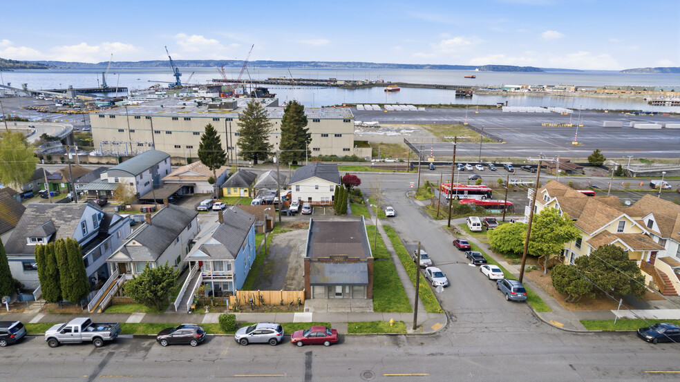 More Photos Of 2602 Grand Ave, Everett Office For Sale