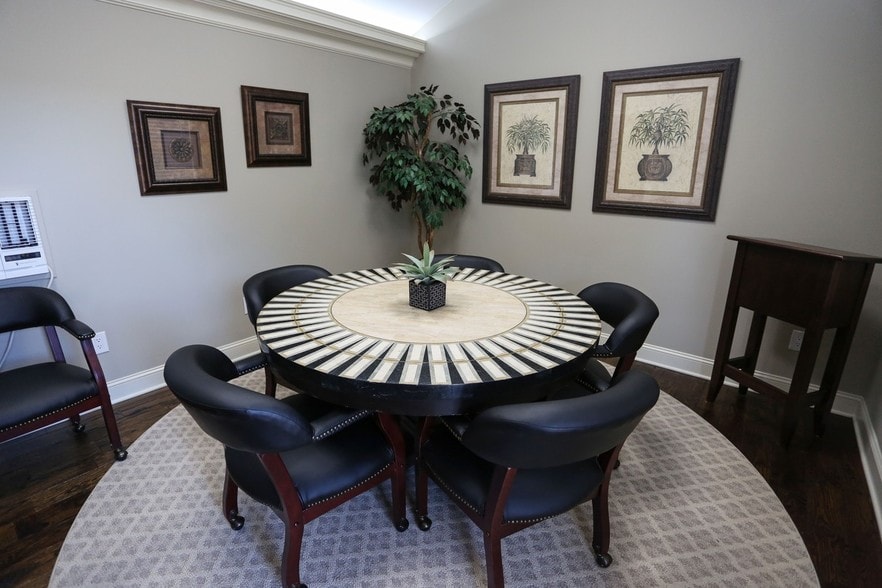 More Photos Of 6640 E Wilkinson Blvd, Belmont Office Residential For Lease