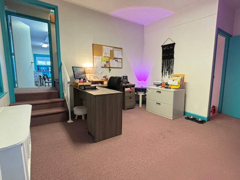 More Photos Of 2212 Union Blvd, Allentown Office Residential For Sale