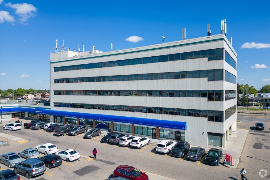 More Photos Of 2675 36th St NE, Calgary Medical For Lease