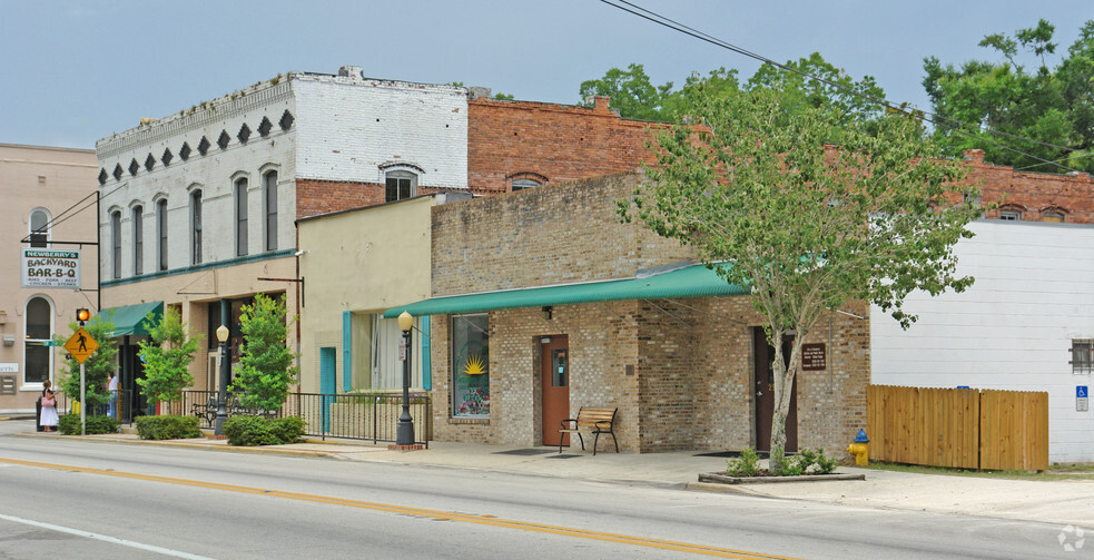 Primary Photo Of 25405 W Newberry Rd, Newberry Storefront Retail Office For Sale