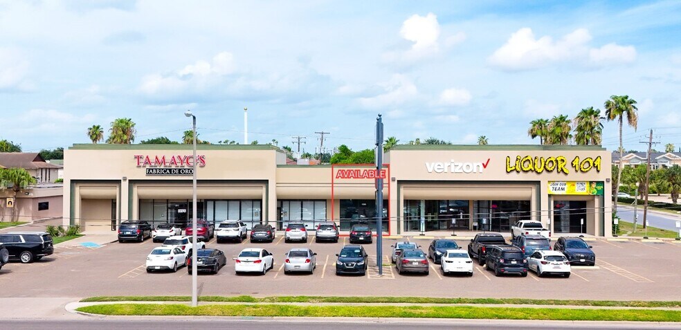 More Photos Of 2017 S 10th St, McAllen Storefront For Lease