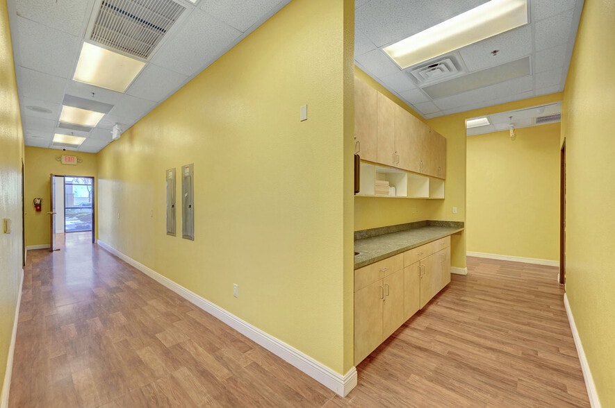 More Photos Of 3940 W Ann Rd, North Las Vegas Medical For Lease