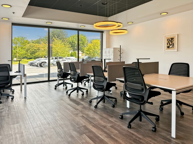 More Photos Of 2395 Lancaster Pike, Reading Coworking Space