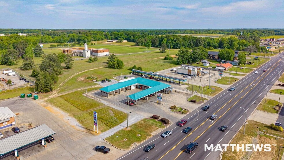 Primary Photo Of 5850 Highway 45 Alt S, West Point Carwash For Sale