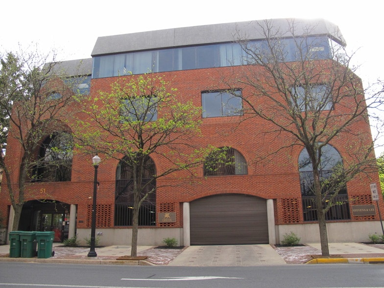 More Photos Of 51 S Duke St, Lancaster Office For Lease