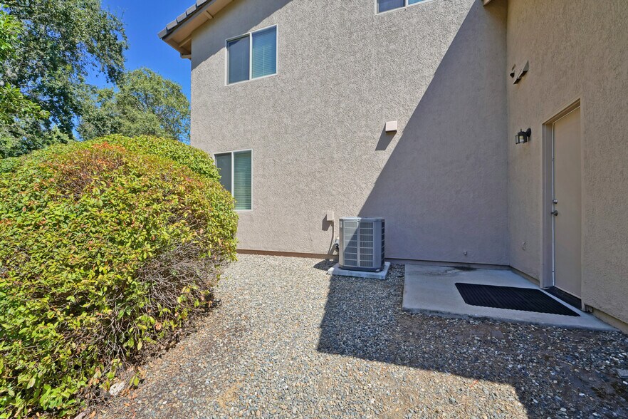 More Photos Of 3155 Navion Ct, Cameron Park Apartments For Sale