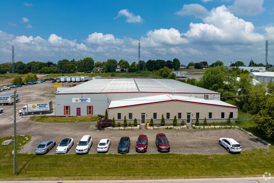 More Photos Of 921 Keyes Dr, Woodstock Warehouse For Lease