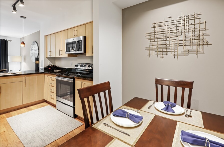 More Photos Of 1133 Lake Washington Blvd, Renton Apartments For Lease