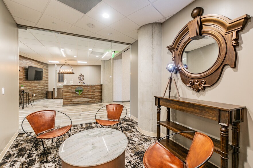 More Photos Of 400 N Ashley Dr, Tampa Coworking Space