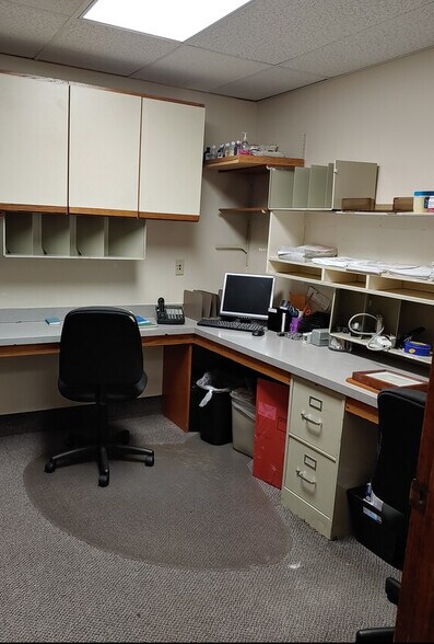 More Photos Of 106 Elden St, Herndon Medical For Sale