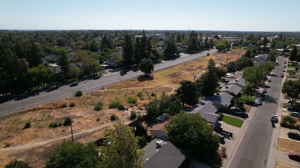 More Photos Of Walerga Road & Elkhorn Blvd, Sacramento Land For Sale