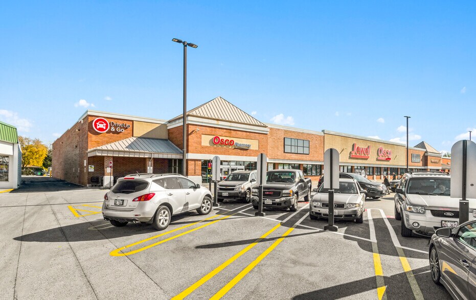 More Photos Of 8707-8767 Ridgeland Ave, Oak Lawn Unknown For Lease