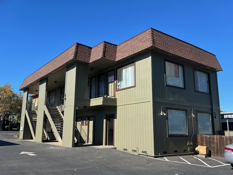 More Photos Of 2100 San Ramon Valley Blvd, San Ramon General Retail For Sale