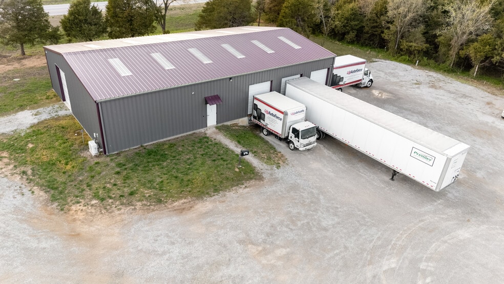 More Photos Of 9110 FR 2140, Cassville Self Storage For Sale