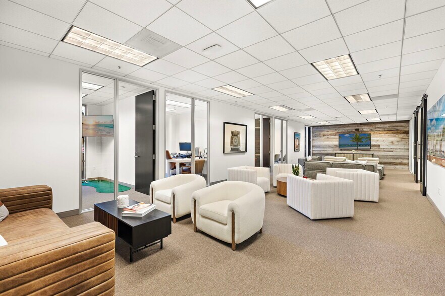 More Photos Of 24 Corporate Plaza Dr, Newport Beach Loft Creative Space For Lease