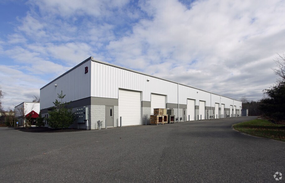 More Photos Of 17 Route 125, Kingston Office For Sale