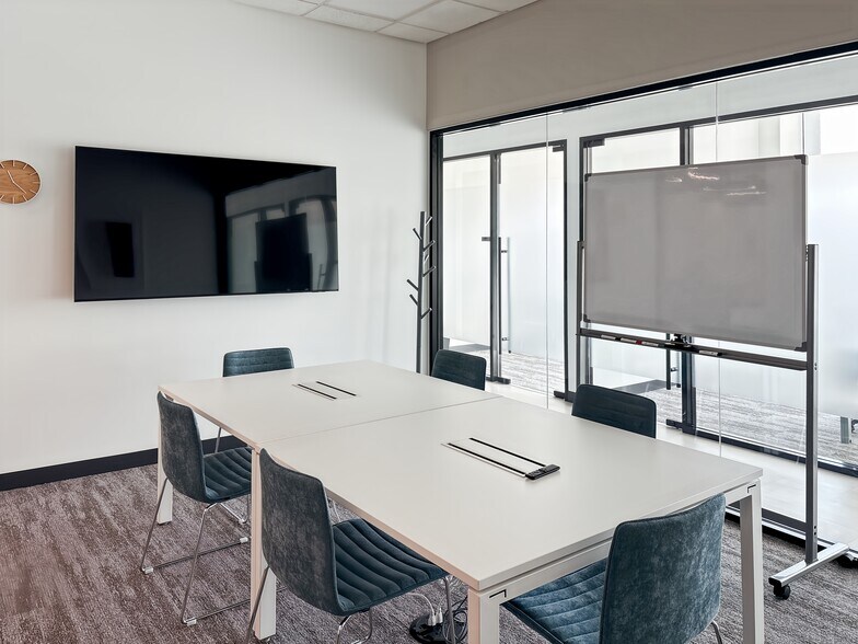 More Photos Of 3501 36th Ave, Astoria Coworking Space