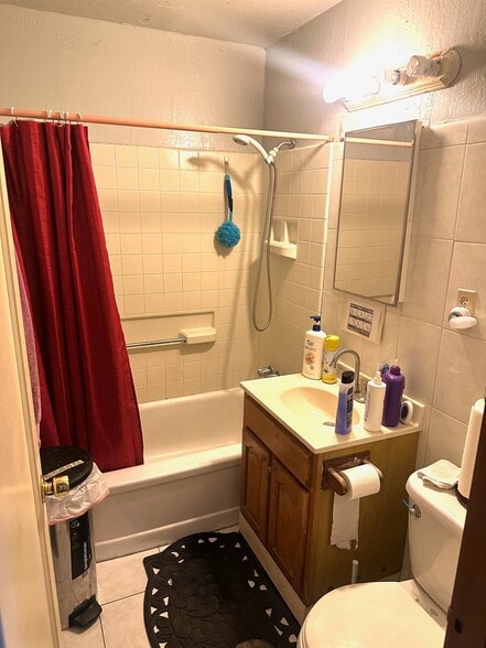 More Photos Of 1092 Mitchell Way, El Sobrante Healthcare For Sale