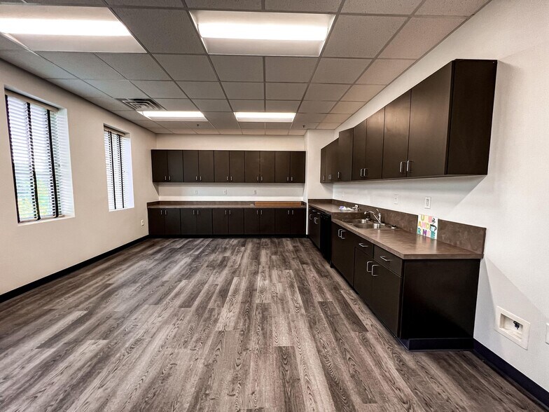 More Photos Of 1030 Loftis Blvd, Newport News Medical For Lease