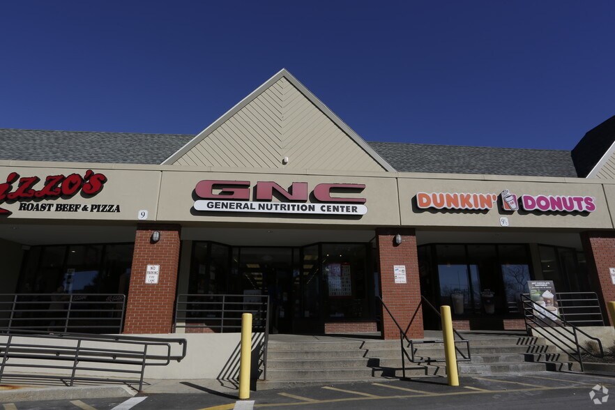 More Photos Of 3-21 Paradise Rd, Salem Unknown For Lease